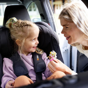 Ασφάλεια του παιδιού στο αυτοκίνητο. Πώς προστατεύω ό,τι πολυτιμότερο έχω στη ζωή